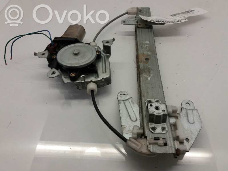 Nissan X-Trail T30 Macara geam spate manuală