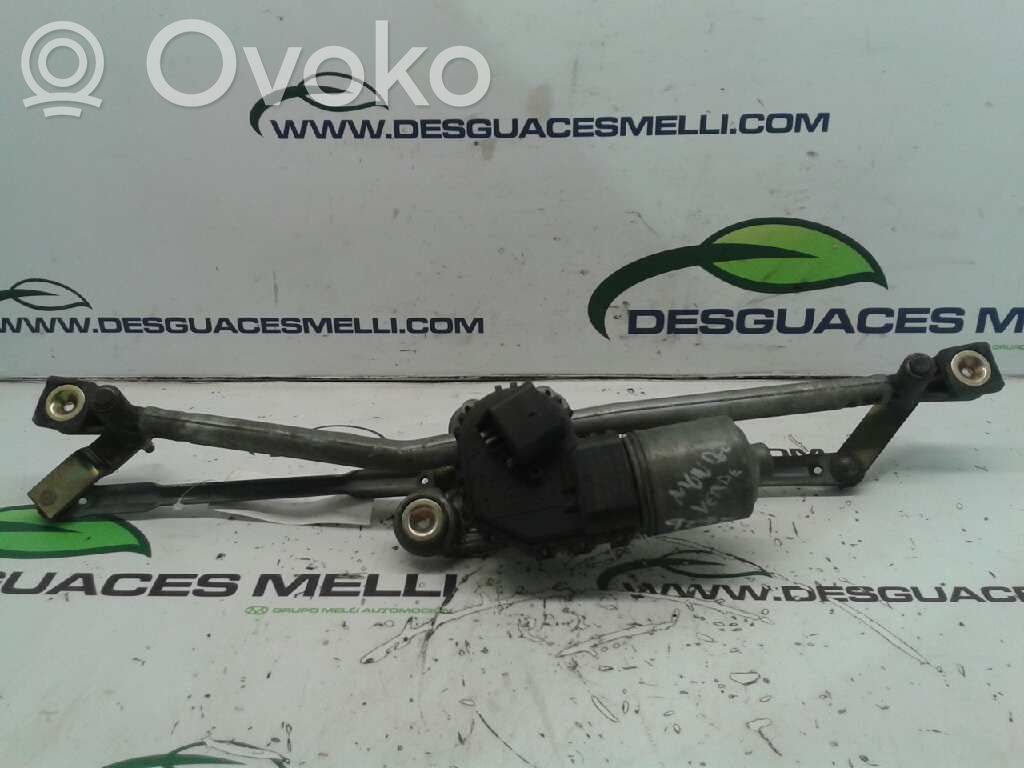 Ford Mondeo Mk III Mechanizm i silniczek wycieraczek szyby przedniej / czołowej 