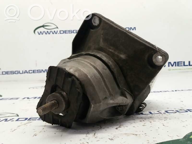 Support de moteur, coussinet   6774619