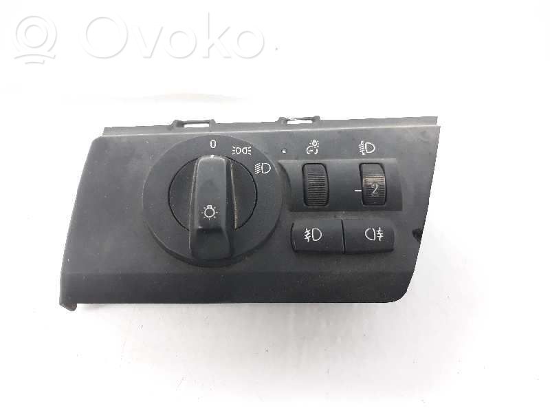Lukturu slēdzis   3415103