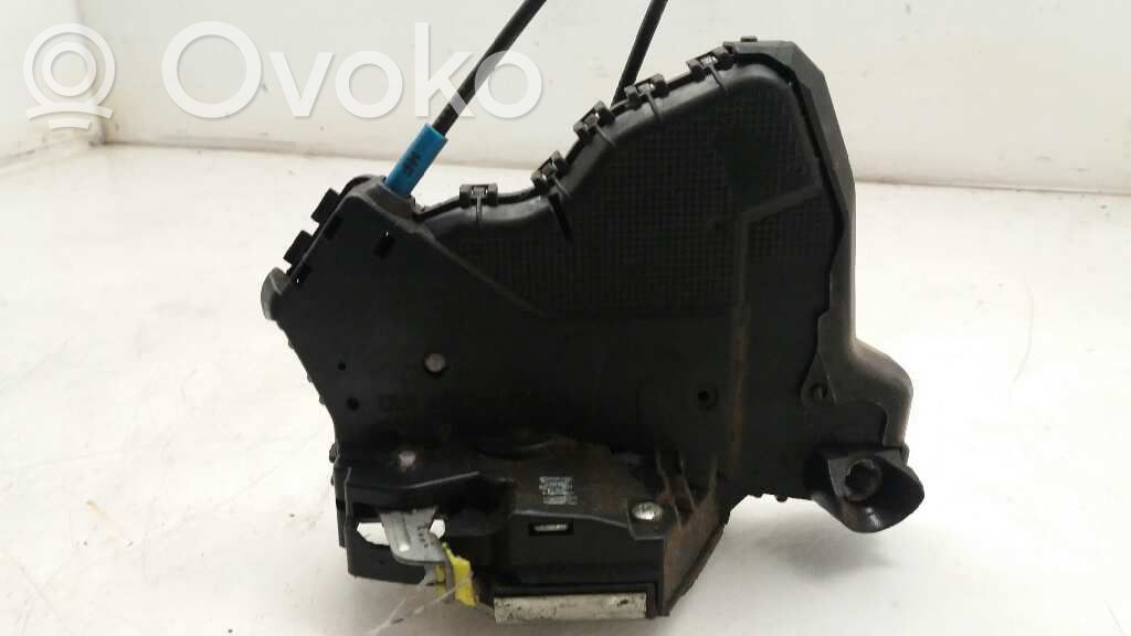 Toyota Auris 150 Serratura portiera anteriore 