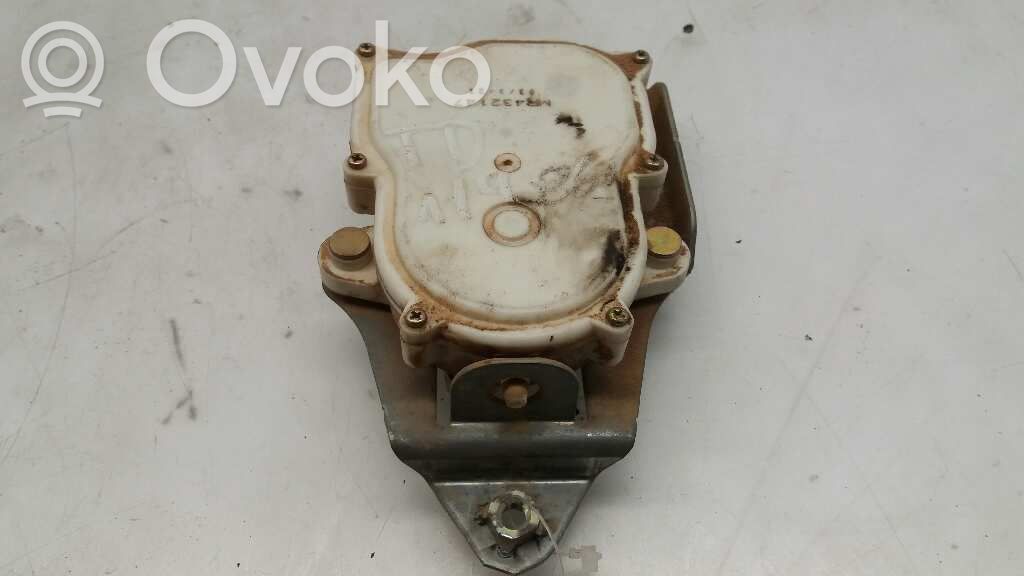 Mitsubishi L200 Motor închidere spate 