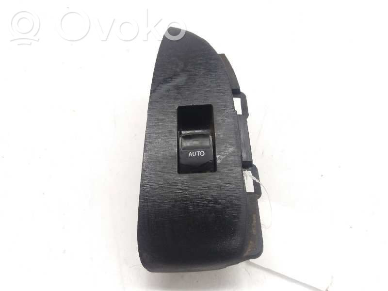Toyota Prius (XW30) Interruptor del elevalunas eléctrico 