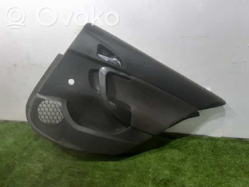 Opel Insignia A Boczki / Poszycie drzwi tylnych 