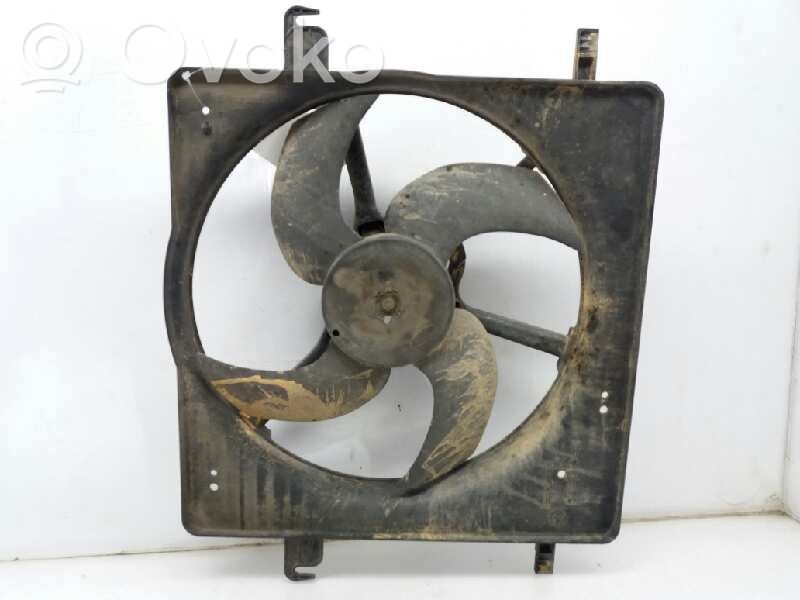 Elektrisks radiatoru ventilators   8240193