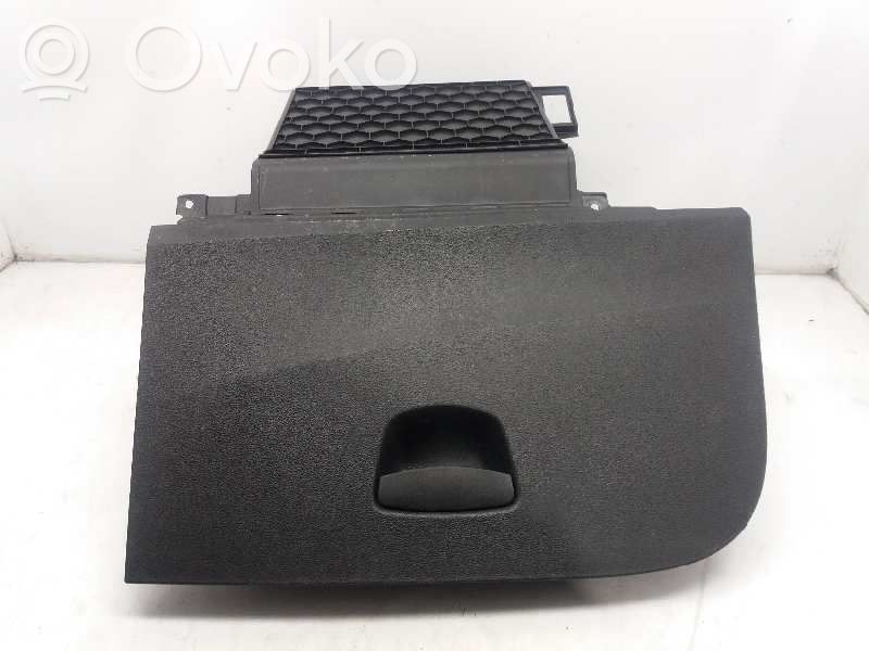Seat Ibiza IV (6J,6P) Guantera 