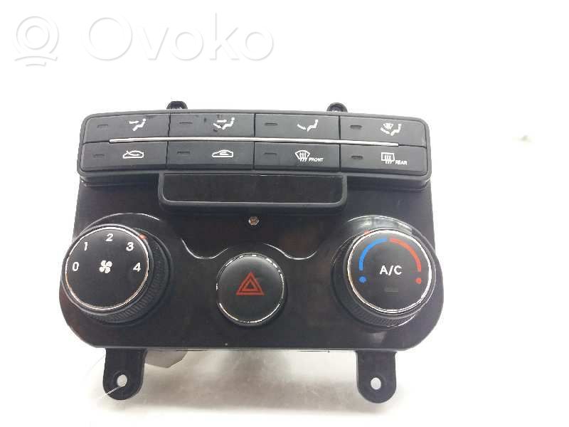 Panel klimatyzacji   972502L150