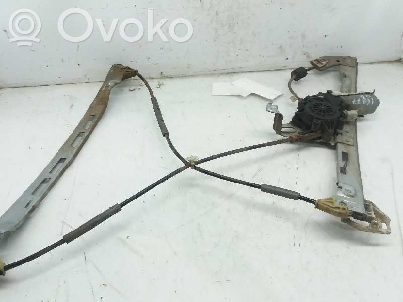 Peugeot 206 Macara ușă față cu motor 