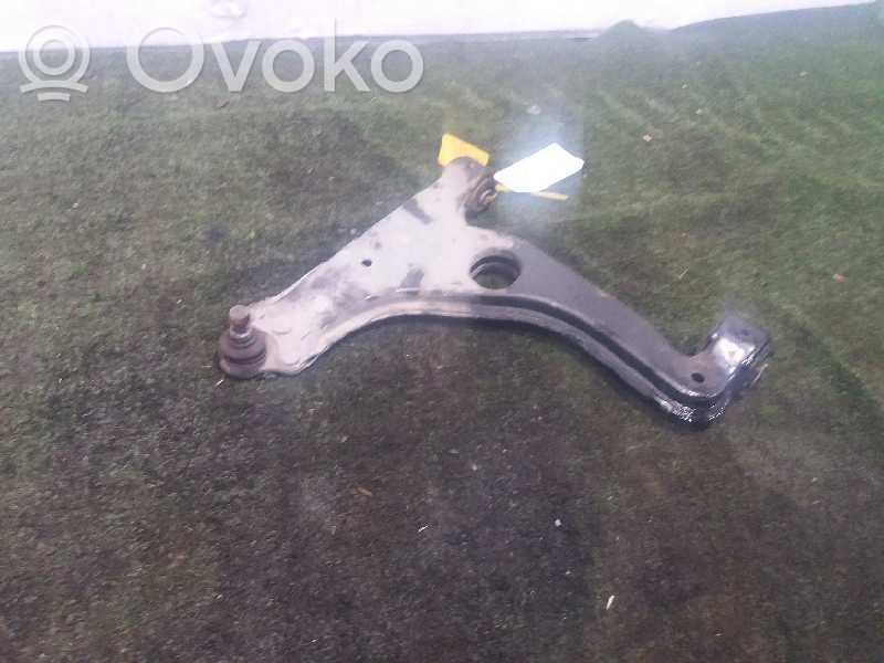 Opel Astra G Braccio di controllo sospensione anteriore inferiore/braccio oscillante 