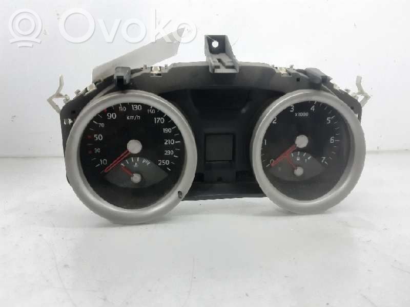 Renault Megane II Tachimetro (quadro strumenti) 