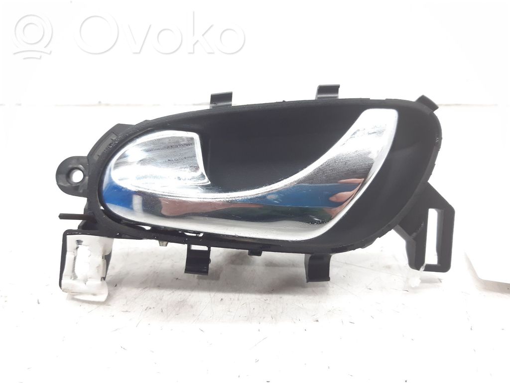 Renault Kadjar Manecilla interna puerta delantera 