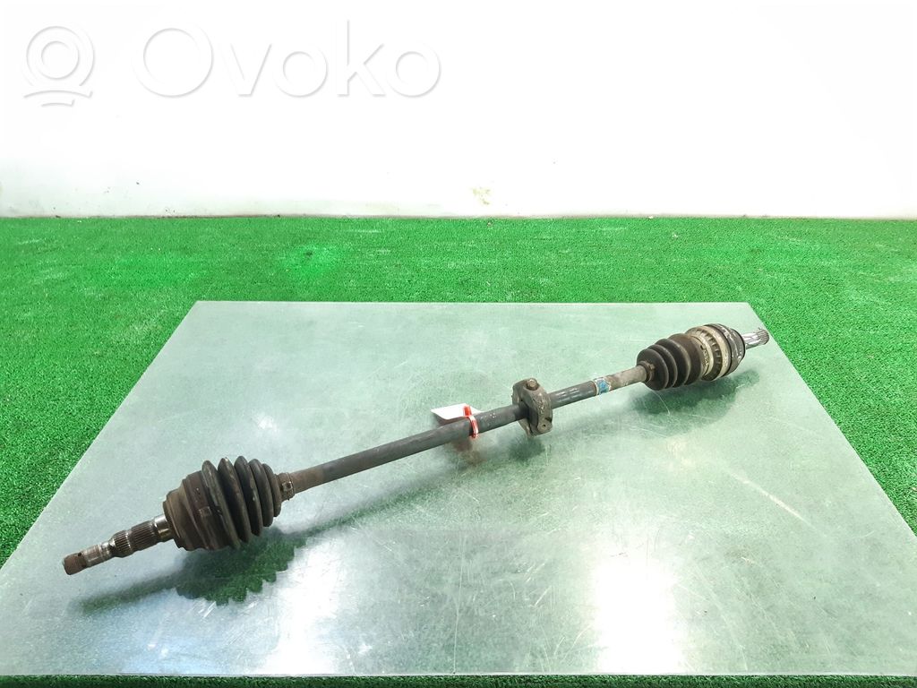 Etuvetoakseli   13243461