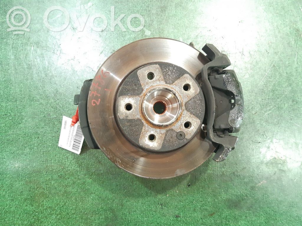 Mercedes-Benz A W168 Fuso a snodo con mozzo ruota anteriore 