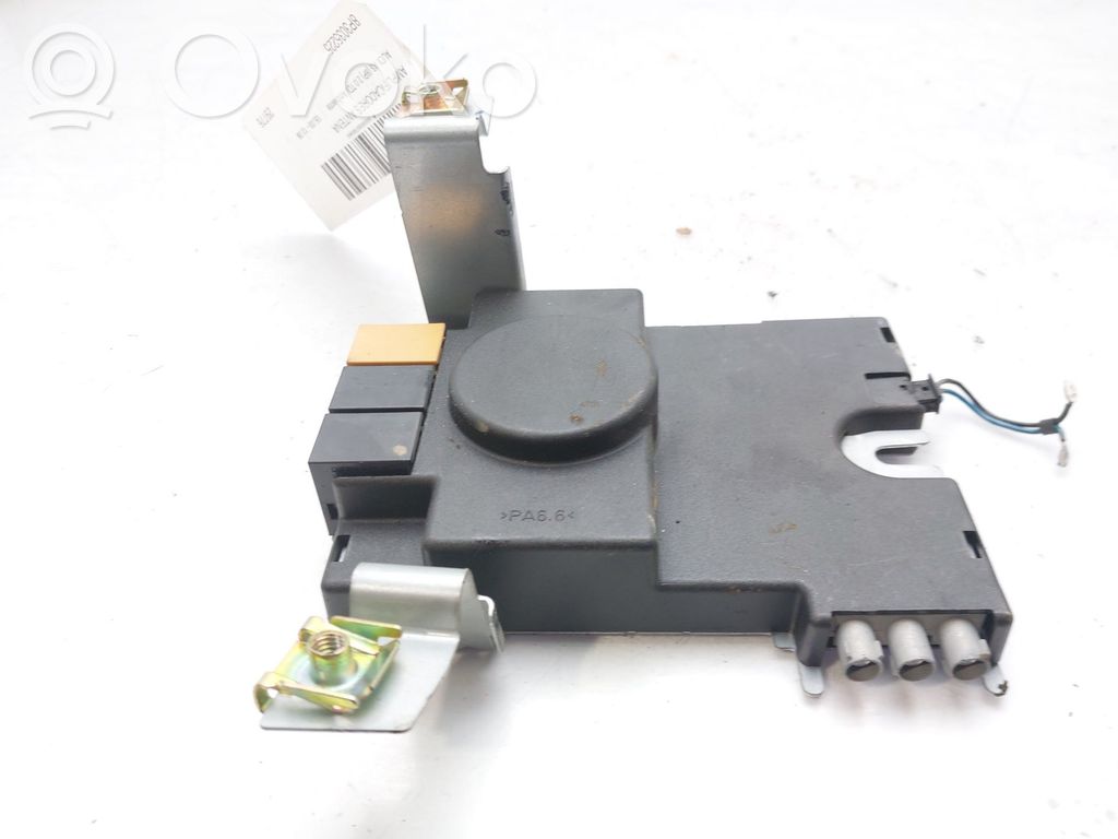 Audi A3 S3 8L Amplificator antenă aeriană 
