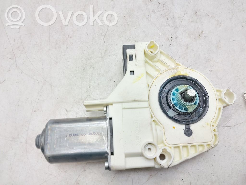 Land Rover Discovery 4 - LR4 Moteur de lève-vitre de porte avant