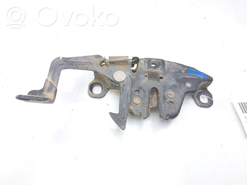 Nissan Terrano Tie down hook / loop 