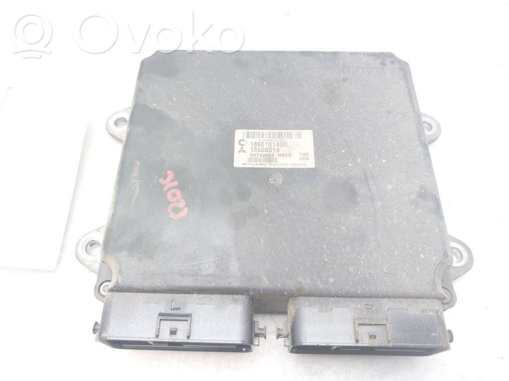 Mitsubishi Colt Engine control unit/module 