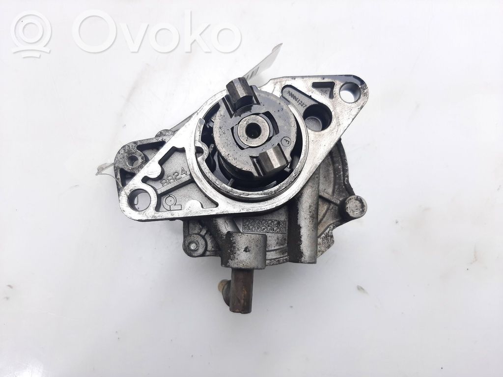 Opel Corsa D Alipainepumppu 