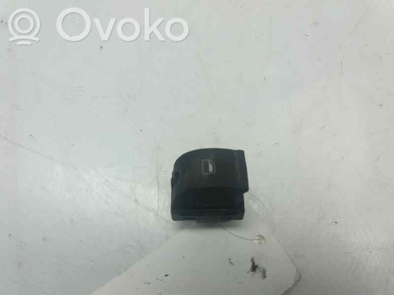 Audi A4 S4 B6 8E 8H Przyciski szyb 