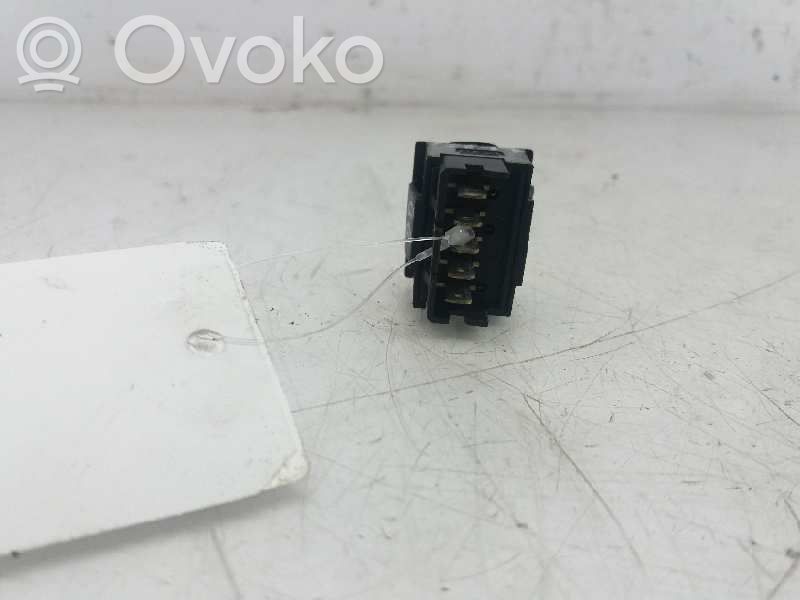 Peugeot Partner Electric window control switch 