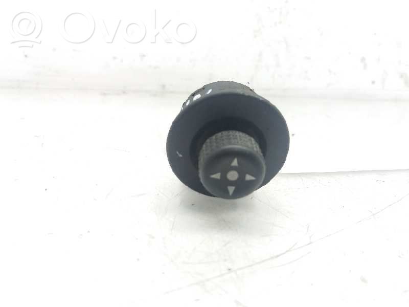 Peugeot Partner Interruptor del espejo lateral 