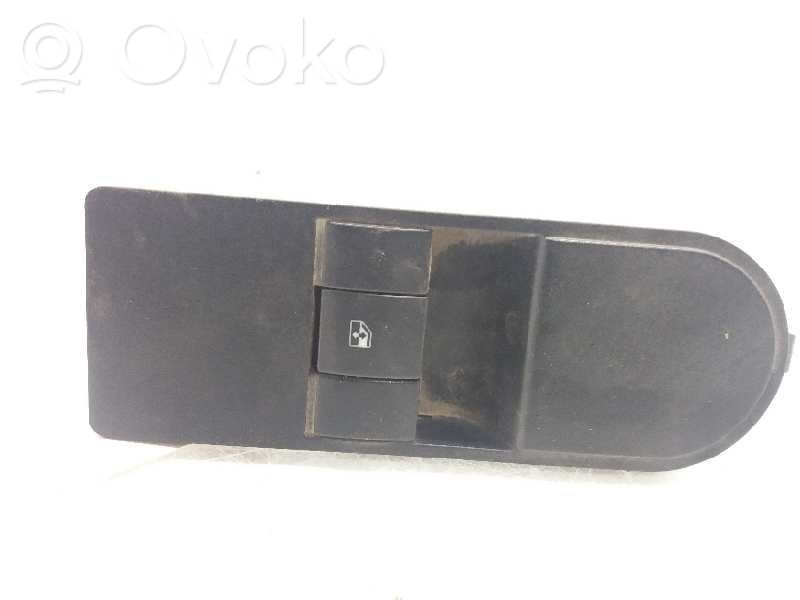 Opel Astra H Electric window control switch 