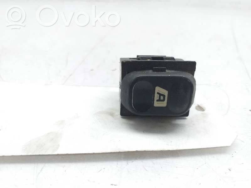 Peugeot Partner Electric window control switch 