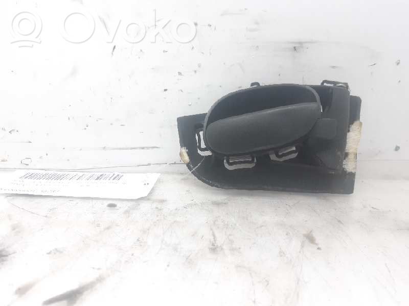 Peugeot 206 Manecilla interna puerta delantera 