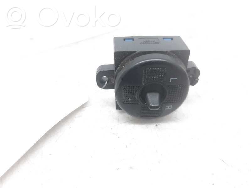 KIA Rio Interruptor del espejo lateral 