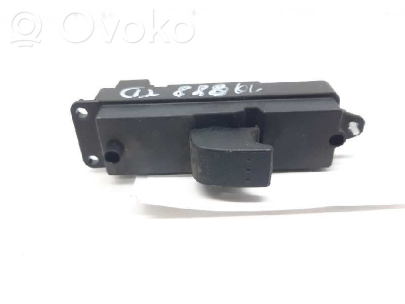 Mazda 3 I Interruptor del elevalunas eléctrico 