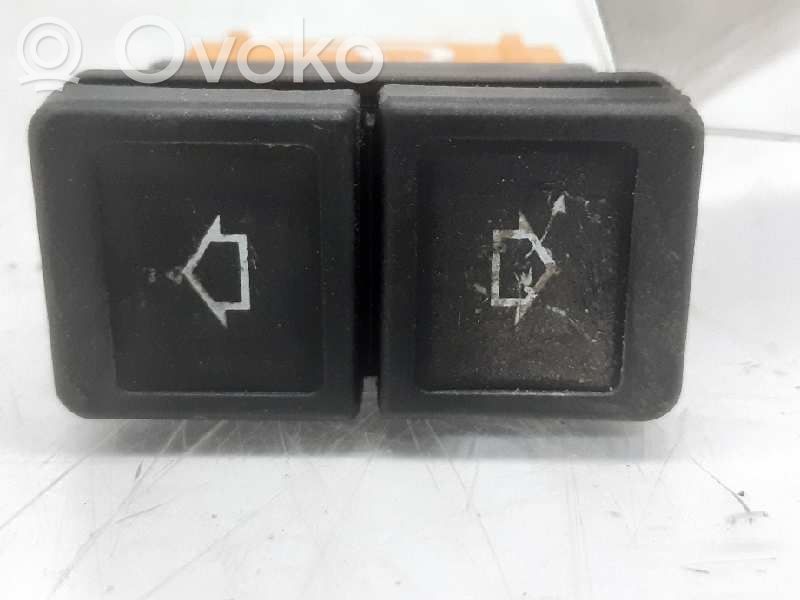 Citroen Xsara Picasso Electric window control switch 