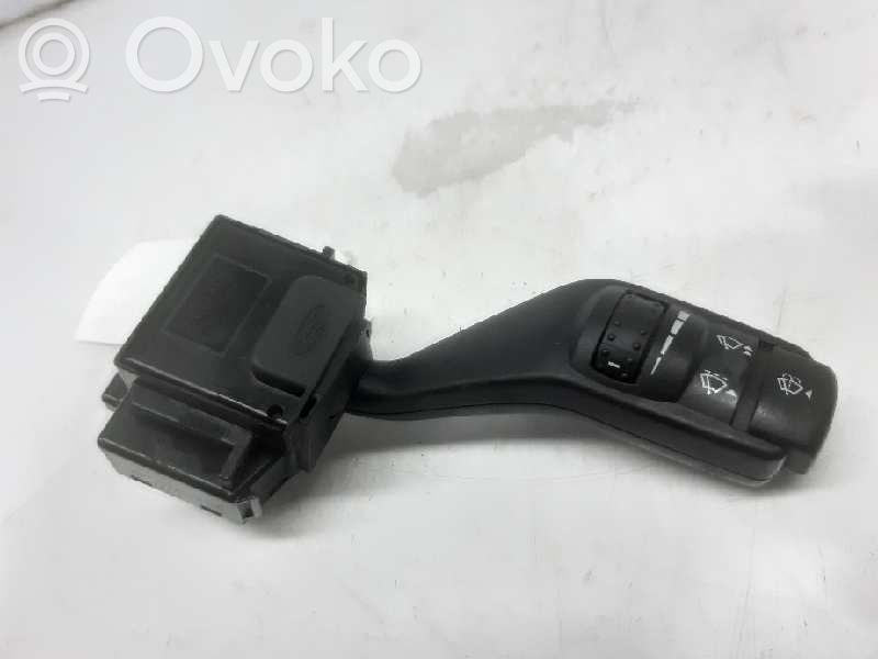 Ford Focus Pyyhkijän vipu 