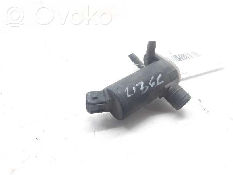 Ford Fiesta Windscreen/windshield washer pump 