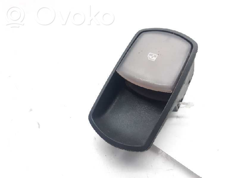 Electric window control switch   13206806RT
