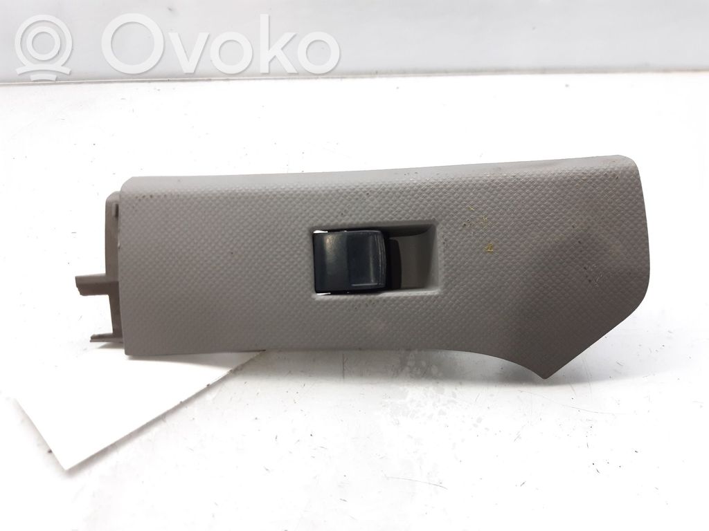 Toyota Yaris Przyciski szyb 