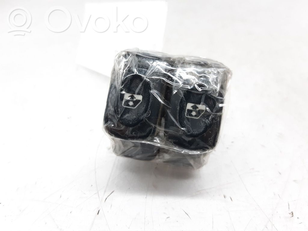 Renault Megane I Electric window control switch 