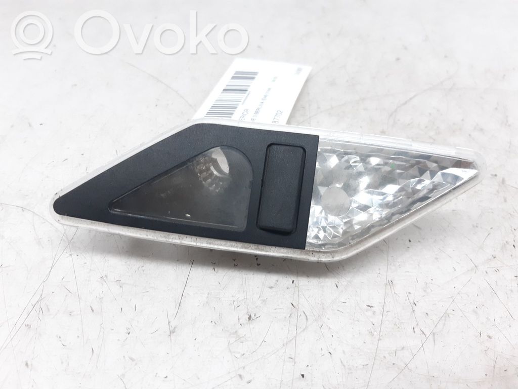 BMW 3 E46 Etuistuimen valo 