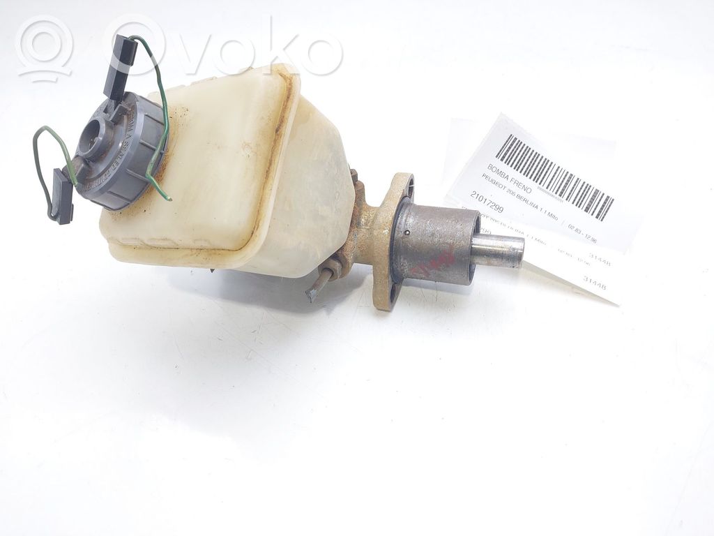 Peugeot 205 Główny cylinder hamulca 