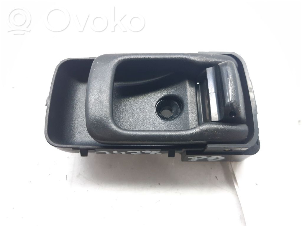 Nissan Almera Manecilla interna puerta delantera 