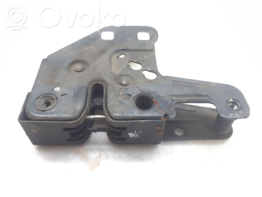 Citroen Berlingo Tie down hook / loop 