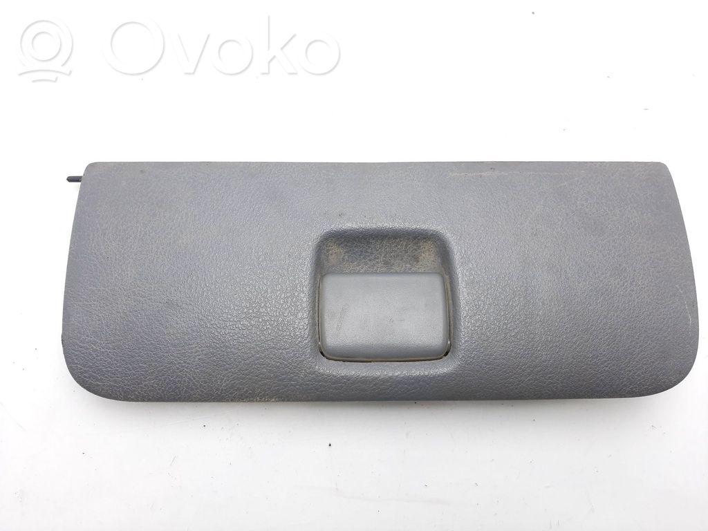 Renault Clio II Glove box 