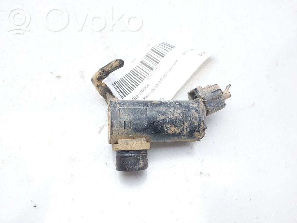 Toyota RAV 4 (XA20) Tuulilasi tuulilasinpesimen pumppu 