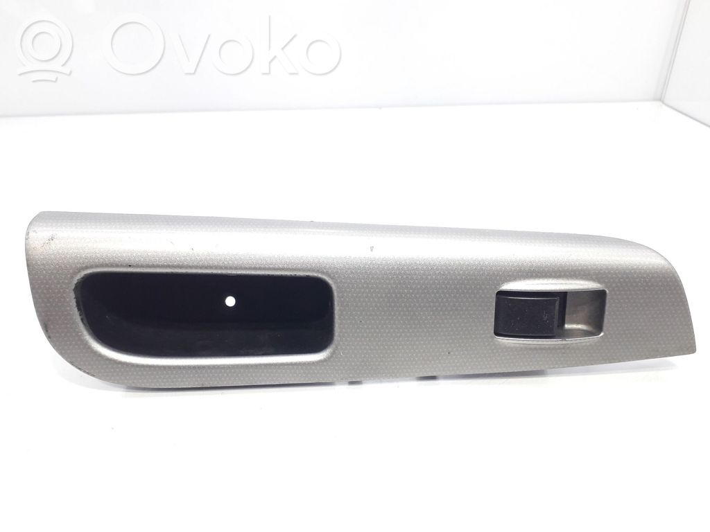 Toyota Corolla E120 E130 Electric window control switch 