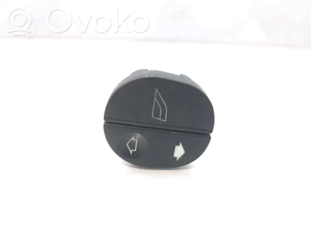 Ford Fiesta Electric window control switch 