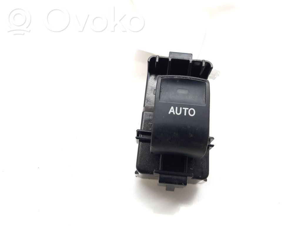 Toyota Auris E180 Electric window control switch 