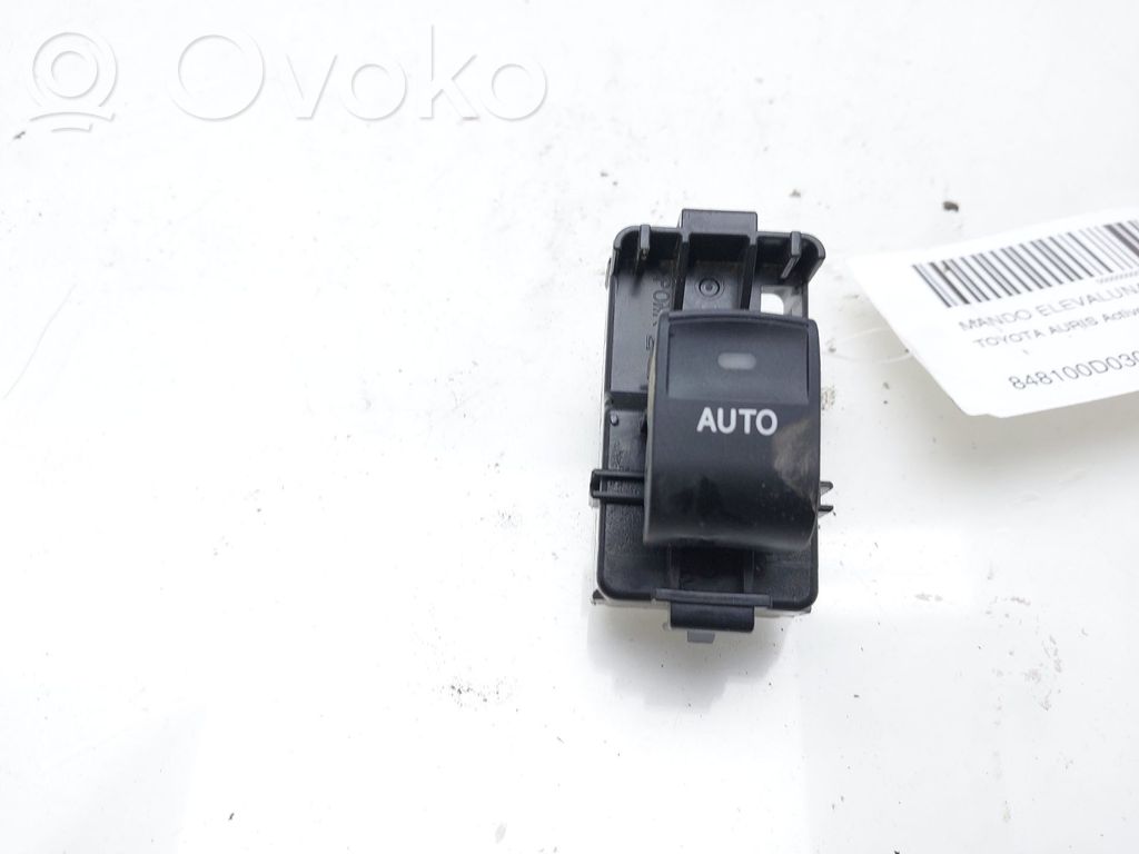 Toyota Auris E180 Interruttore di controllo dell’alzacristalli elettrico