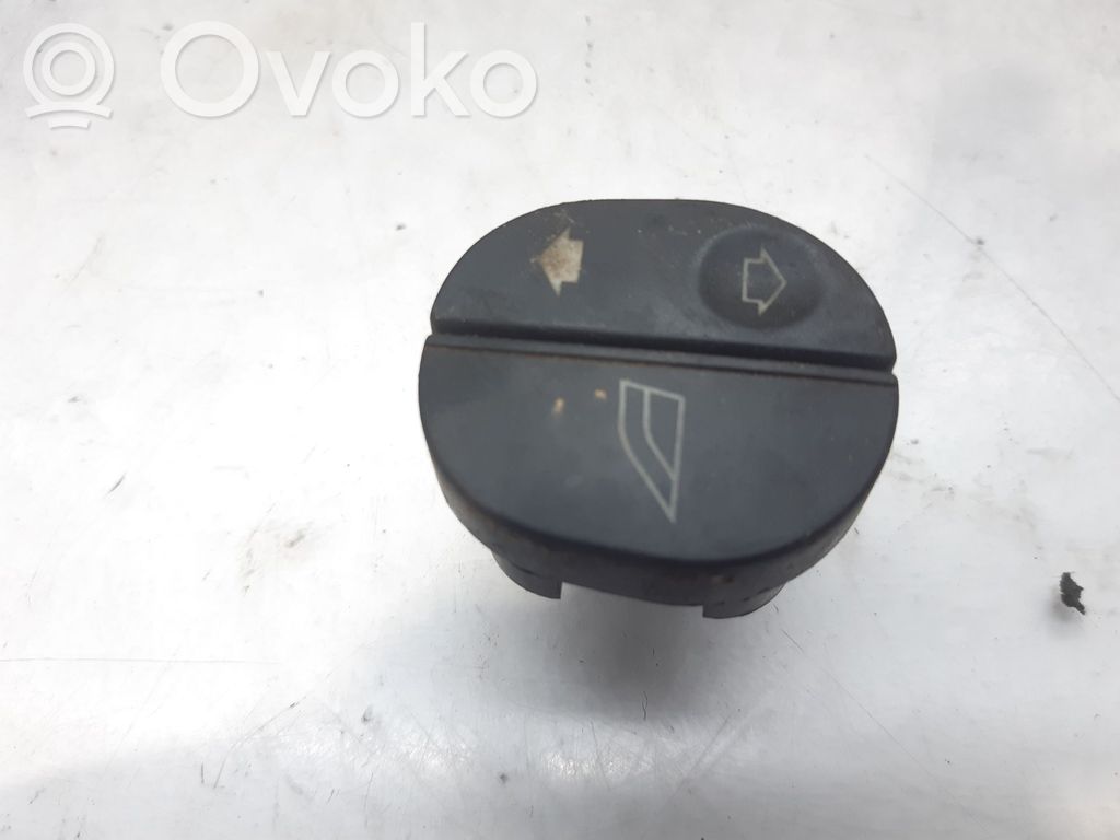 Ford Fiesta Elektrisko logu slēdzis 