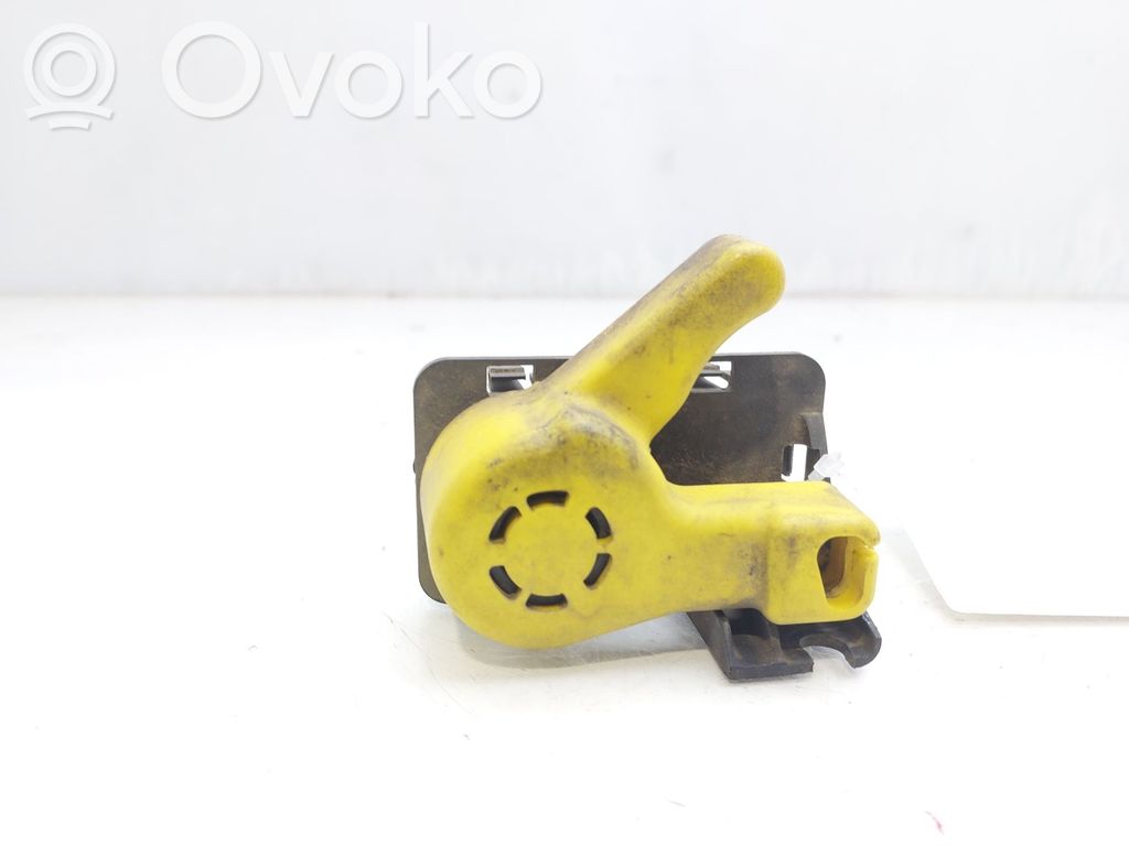Ford Focus Serrure de capot 