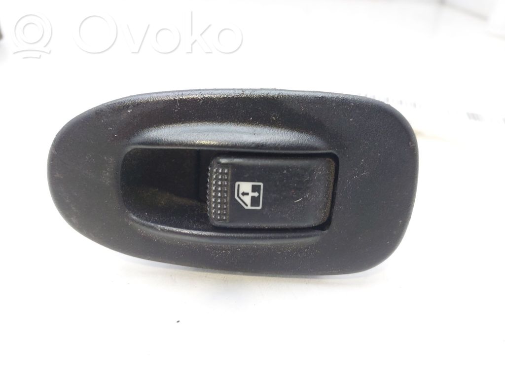 KIA Shuma Electric window control switch 
