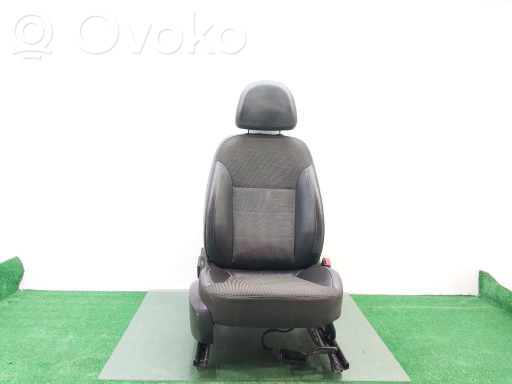 Fotel przedni pasażera   13501064